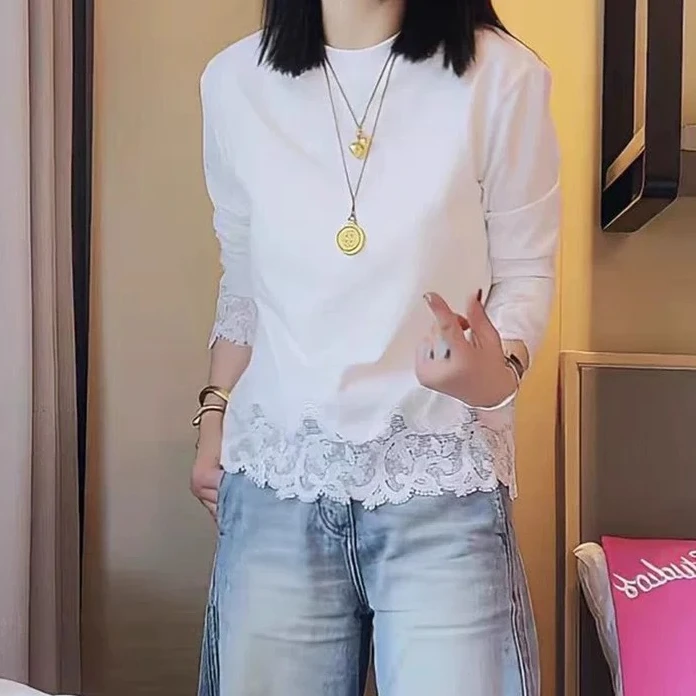 蕾丝拼接圆领长袖T恤女2025洋气内搭百搭显瘦纯色上衣白色打底衫