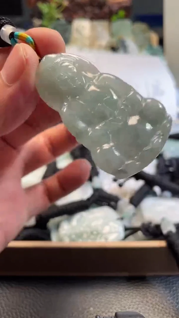 颈饰未镶嵌翡翠11/11/064