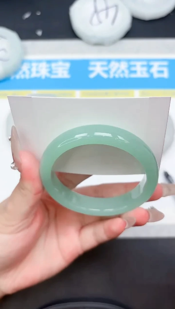 未镶嵌手镯石英质玉378-58.6