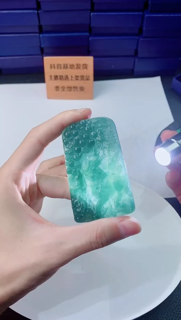 翡翠未镶嵌颈饰1111111111