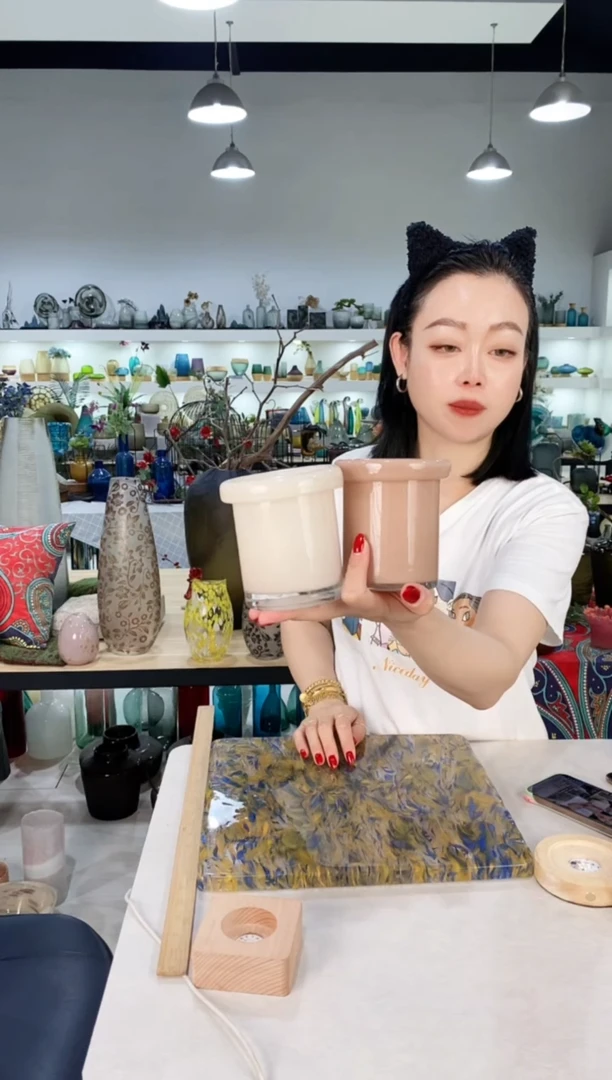 风**语慕忆家手作琉璃花瓶两个