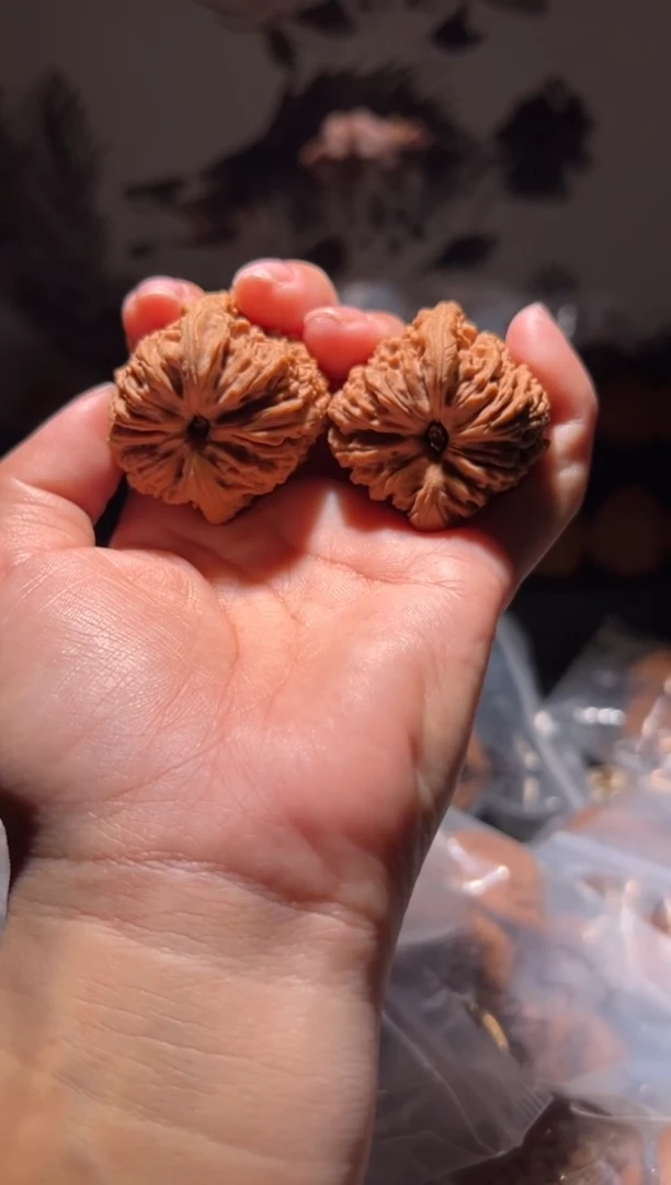 把件文玩核桃刘**月98福利对南疆