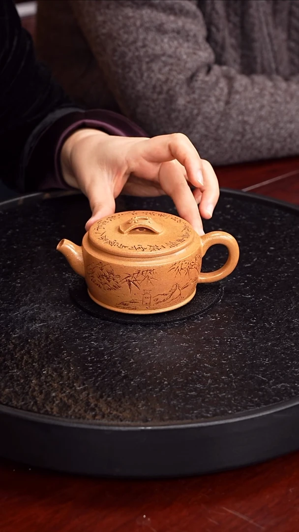 茶壶紫砂蒋氏工堂  瓦当35  老档口黄金段 200毫升