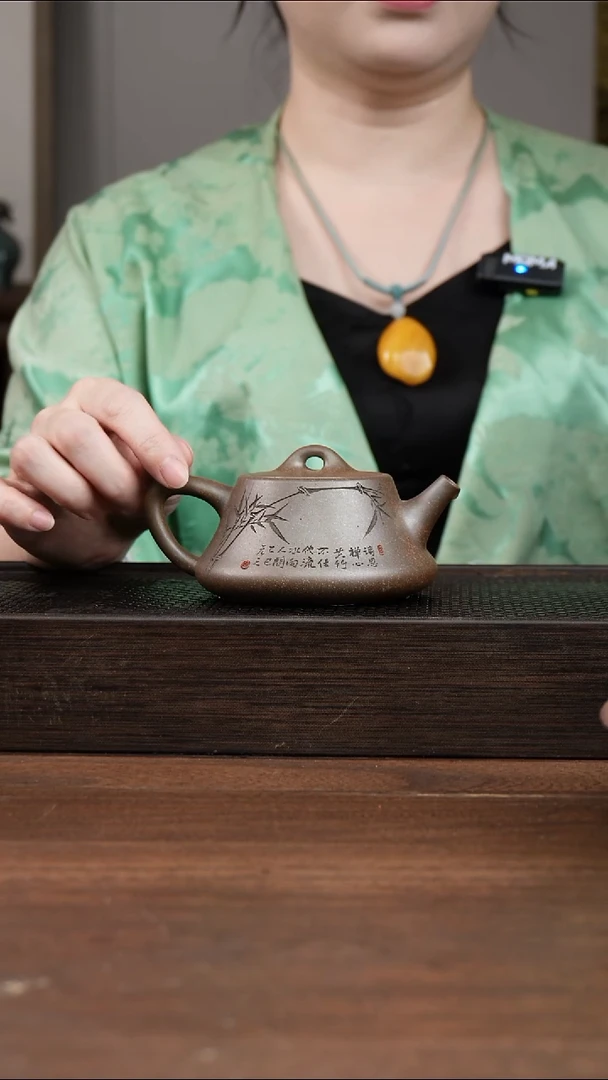 茶壶紫砂D***D还原烧柱瓢       刻绘竹子    180CC