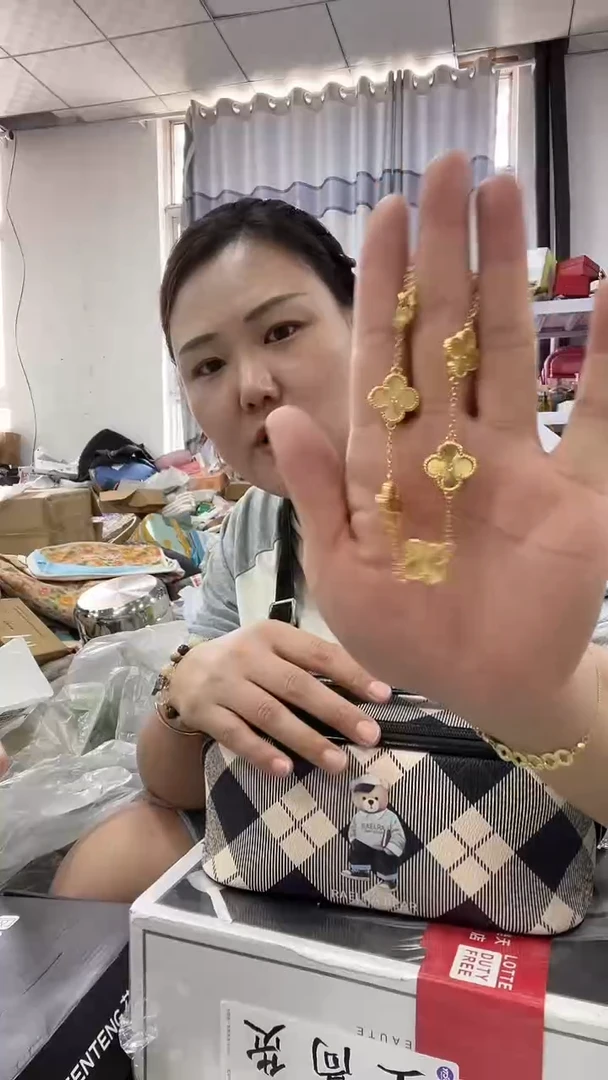 牦牛剖层皮革琪老板女包1号店超好看发图片款