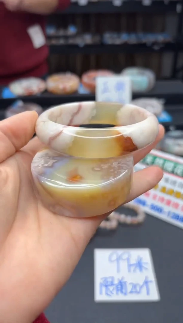 【闪购商品】石英质玉手镯未镶嵌175（59圈赠送镯心）