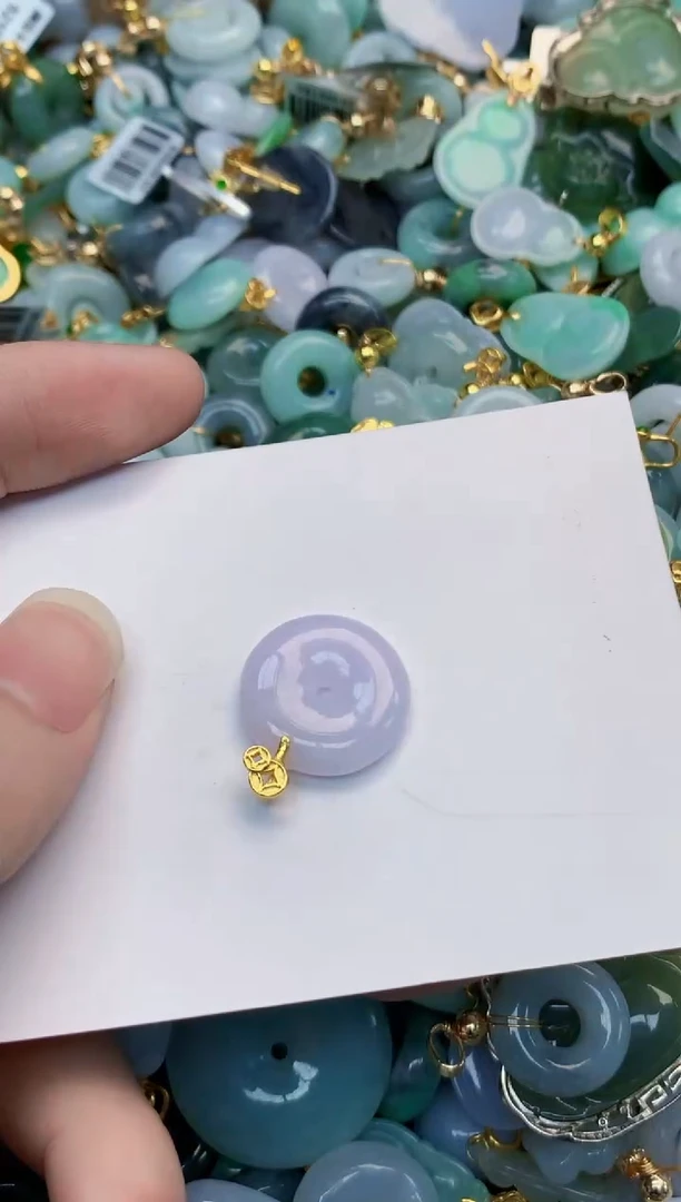 翡翠未镶嵌吊坠(不含链)1