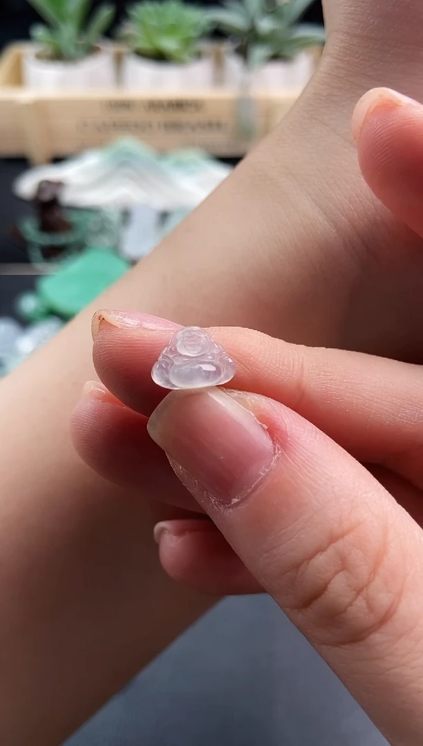 颈饰未镶嵌翡翠佛公