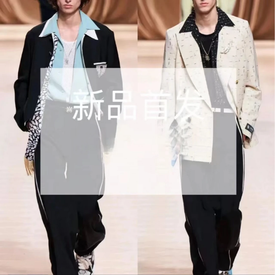 A47 Dan  盾牌刺绣短袖t恤