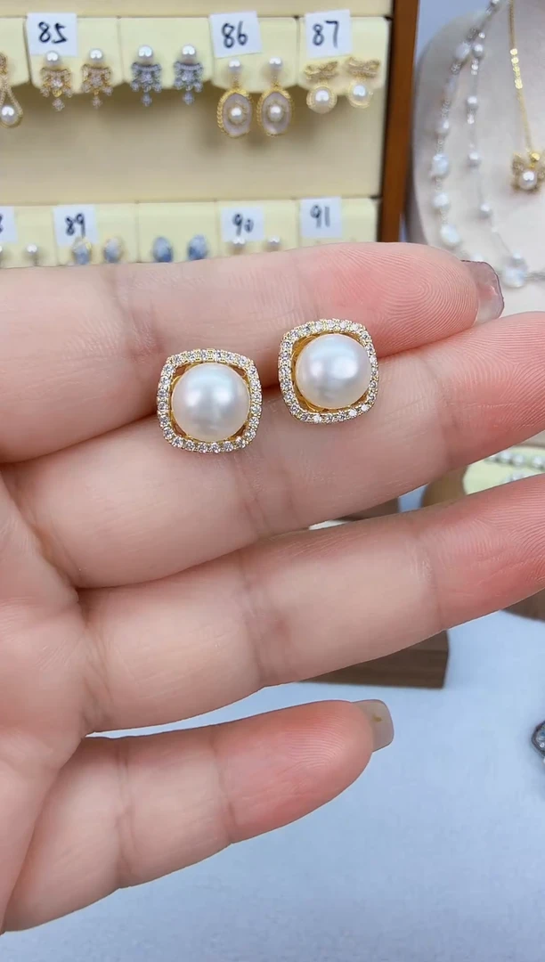 未镶嵌耳饰淡水珍珠金