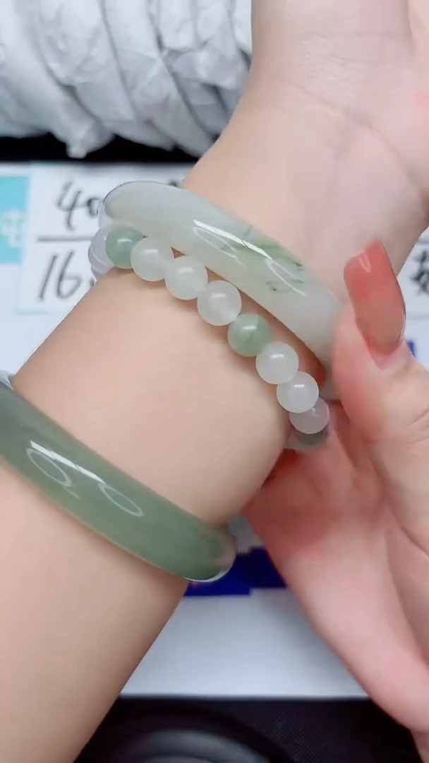 石英质玉手镯未镶嵌33-60