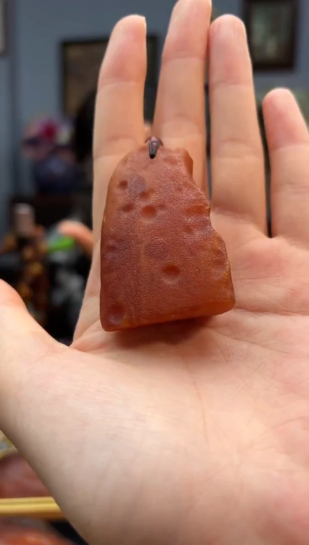 琥珀颈饰未镶嵌吊坠