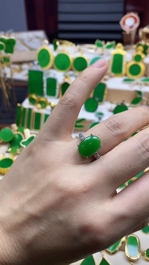 钛钢无皇****浴时尚银色单面戒指