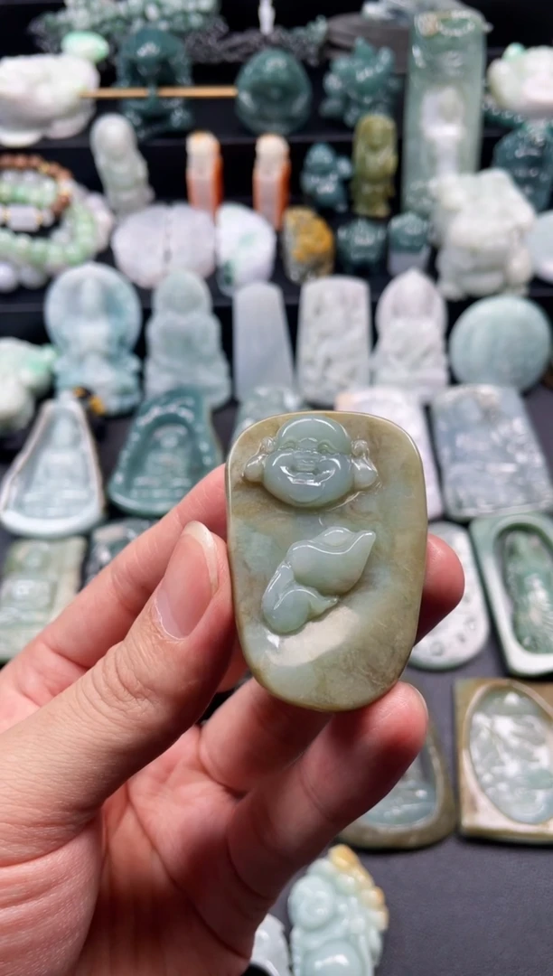 颈饰未镶嵌翡翠13  天然翡翠a货  弥勒佛