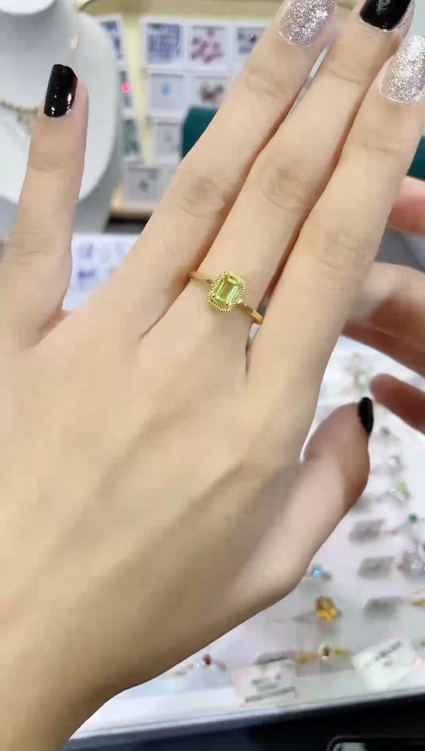 橄榄石戒指银S925镶嵌天然宝石