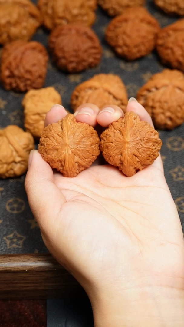 吊坠桃核39铁锤打底