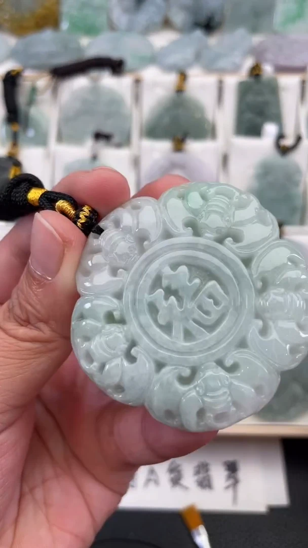 颈饰未镶嵌翡翠天然缅甸翡翠A货129