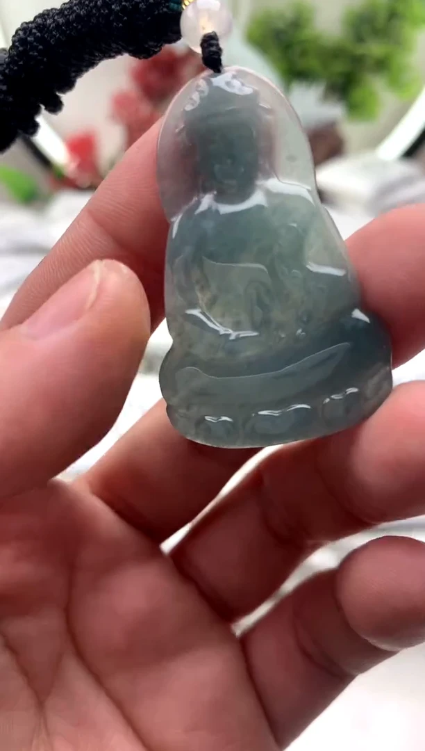 【闪购商品】翡翠颈饰未镶嵌素衣观音