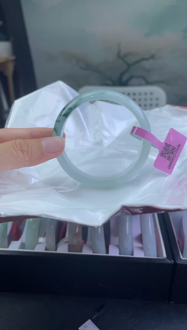 翡翠手镯未镶嵌2翡翠手镯