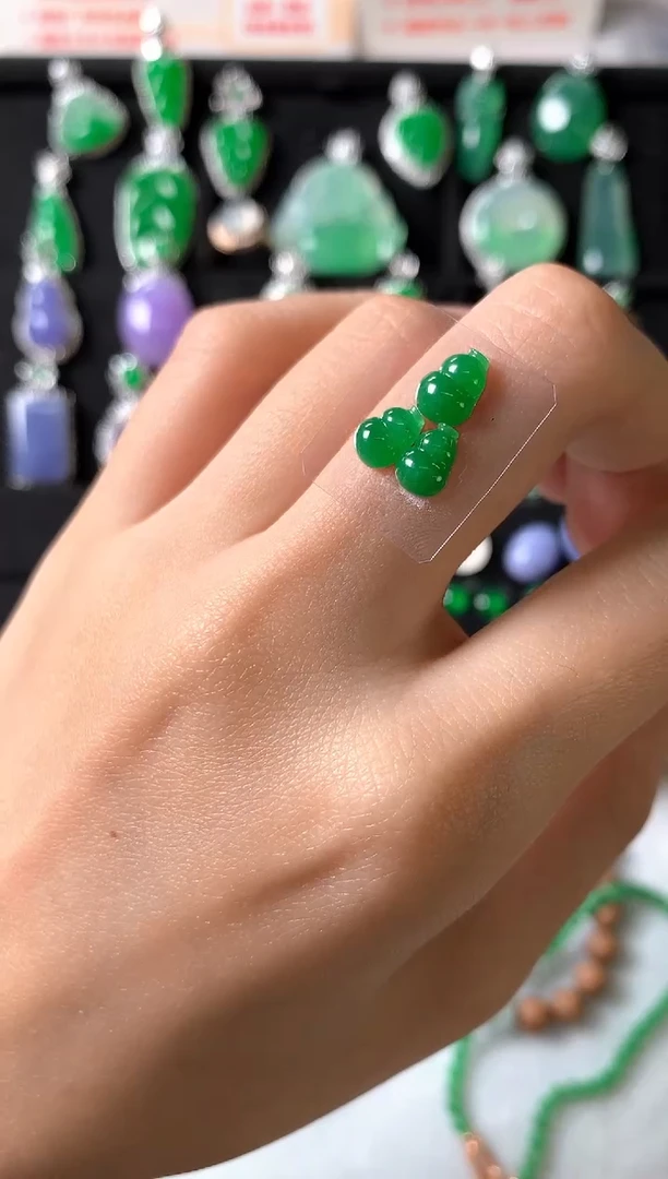 定制翡翠未镶嵌裸石（镶嵌定制）