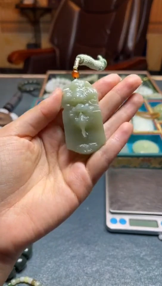 颈饰未镶嵌和田玉拍一发一