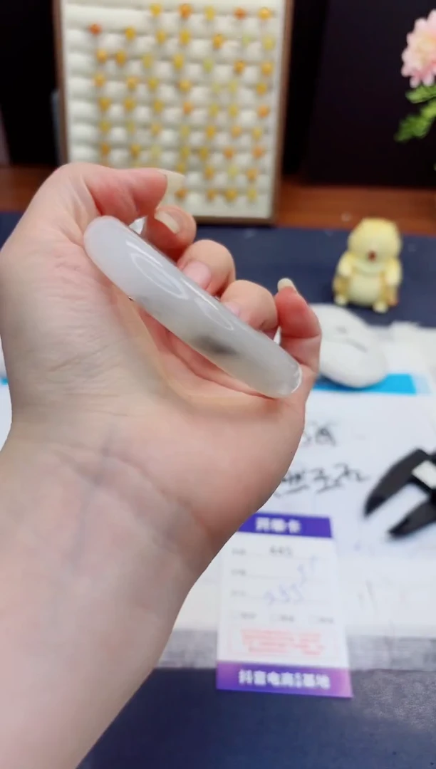 未镶嵌手镯石英质玉445-天山翠-圈口55