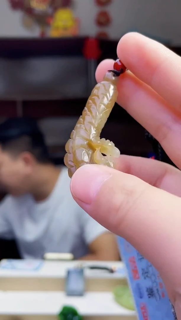 和田玉未镶嵌颈饰1