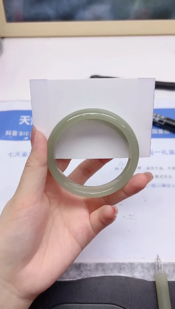 石英质玉手镯未镶嵌146-57