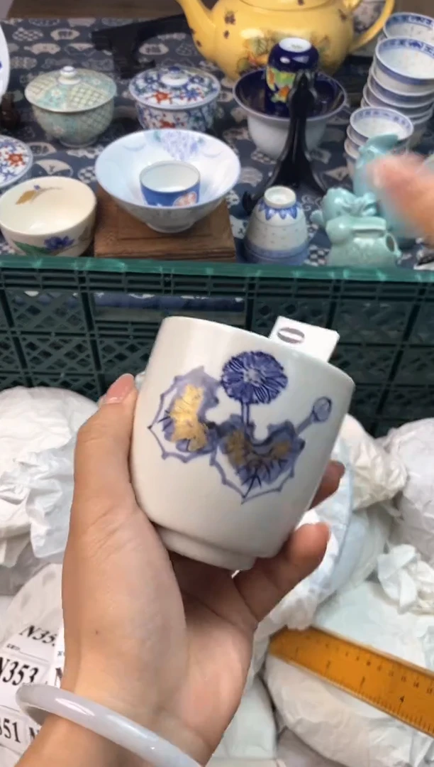 瓷片喜*?[○･｀Д´･ ○][○･｀Д´･ ○]