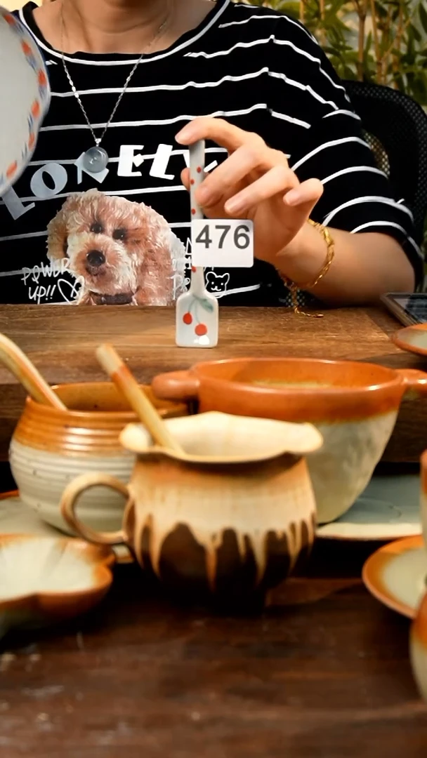 盘高颜值粗陶餐具限时抢购