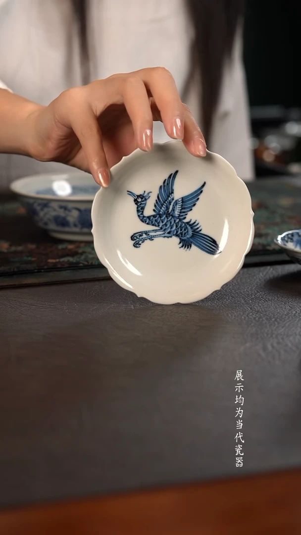 雲山敬古孔雀葵口杯垫