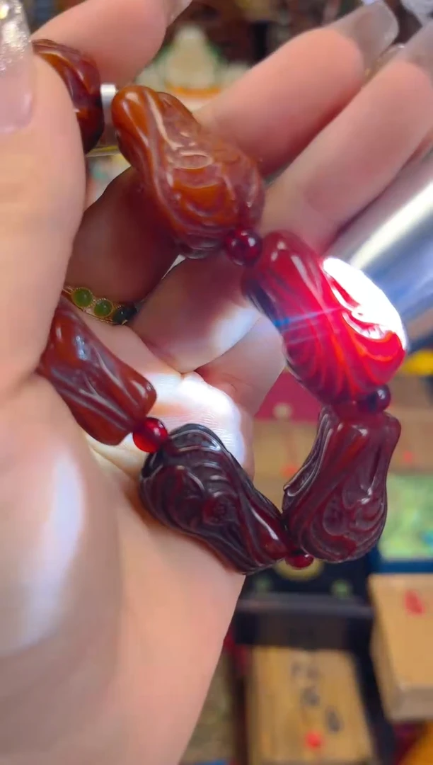 未镶嵌蜜蜡手串天然原矿