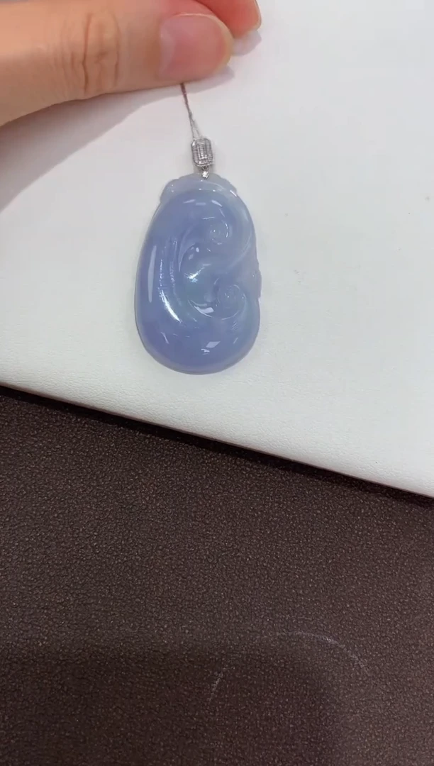 翡翠18K金镶嵌颈饰天然缅甸a货翡翠