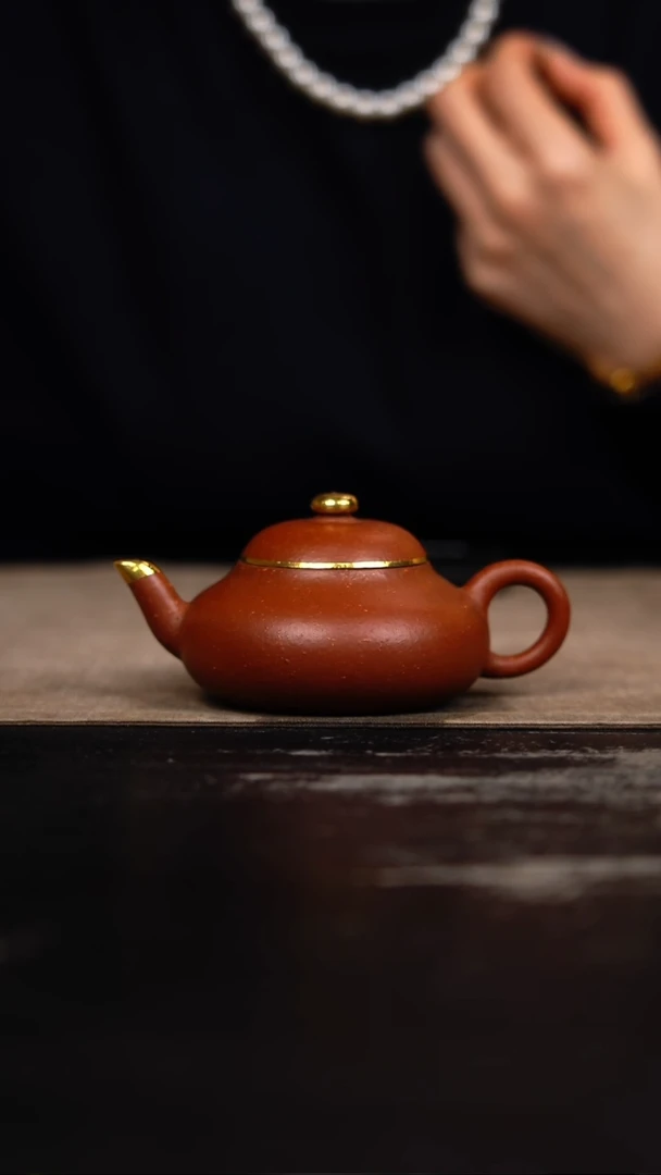 茶壶紫砂老朱泥包金矮梨形