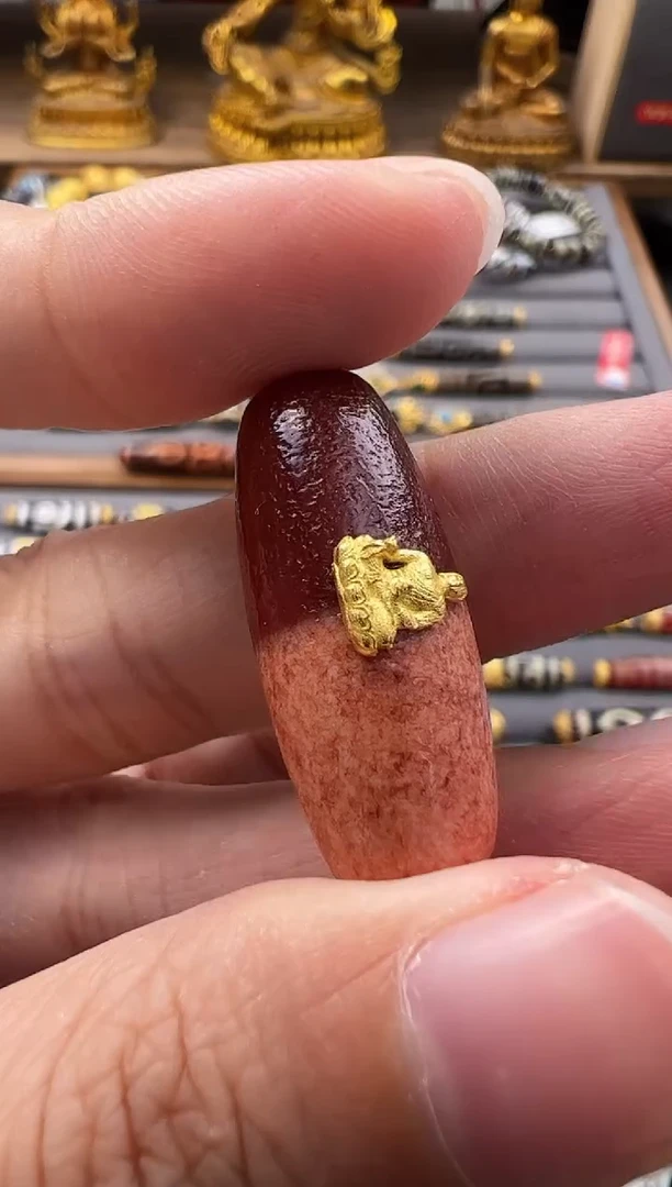 【闪购商品】玛瑙挂件18K金镶嵌吊坠