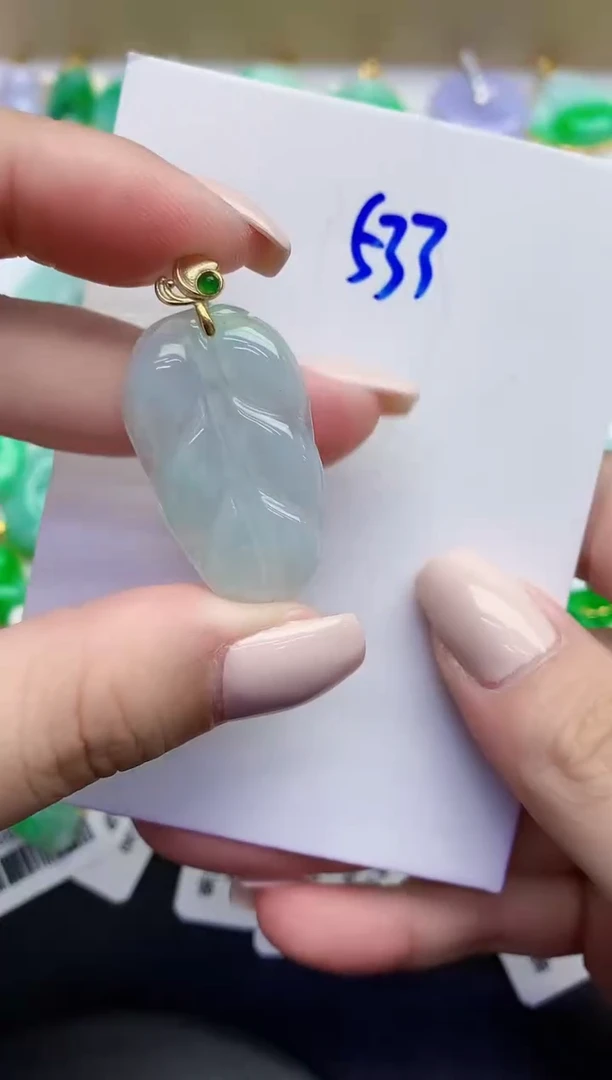 颈饰未镶嵌翡翠缅甸天然翡翠A货