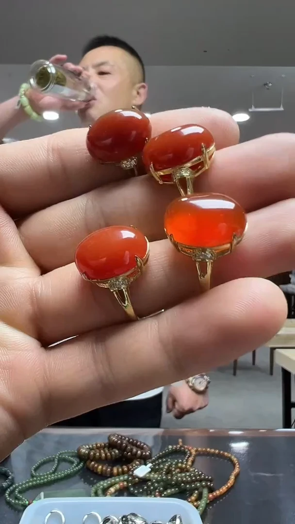 未镶嵌戒指南红玛瑙女戒-多样性发货其中发一