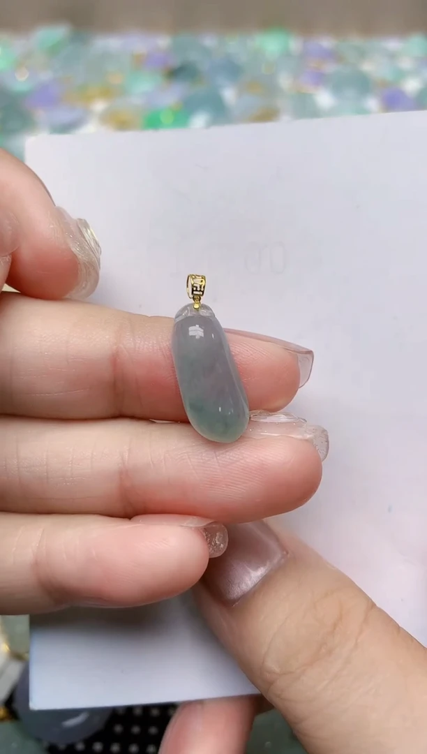 翡翠18K金镶嵌颈饰天然缅甸A货翡翠