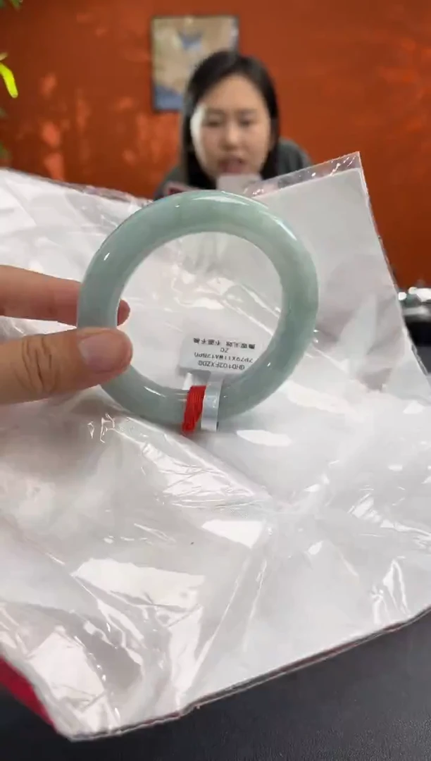 未镶嵌手镯翡翠9   53