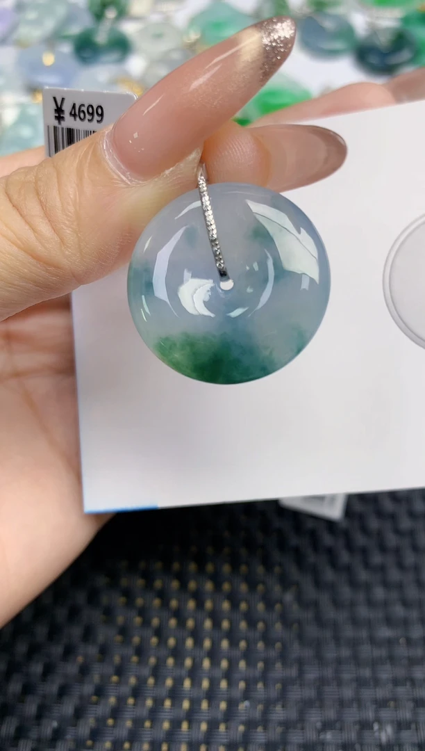 颈饰18K金镶嵌翡翠天然缅甸A货翡翠百元以上9元证书费自理