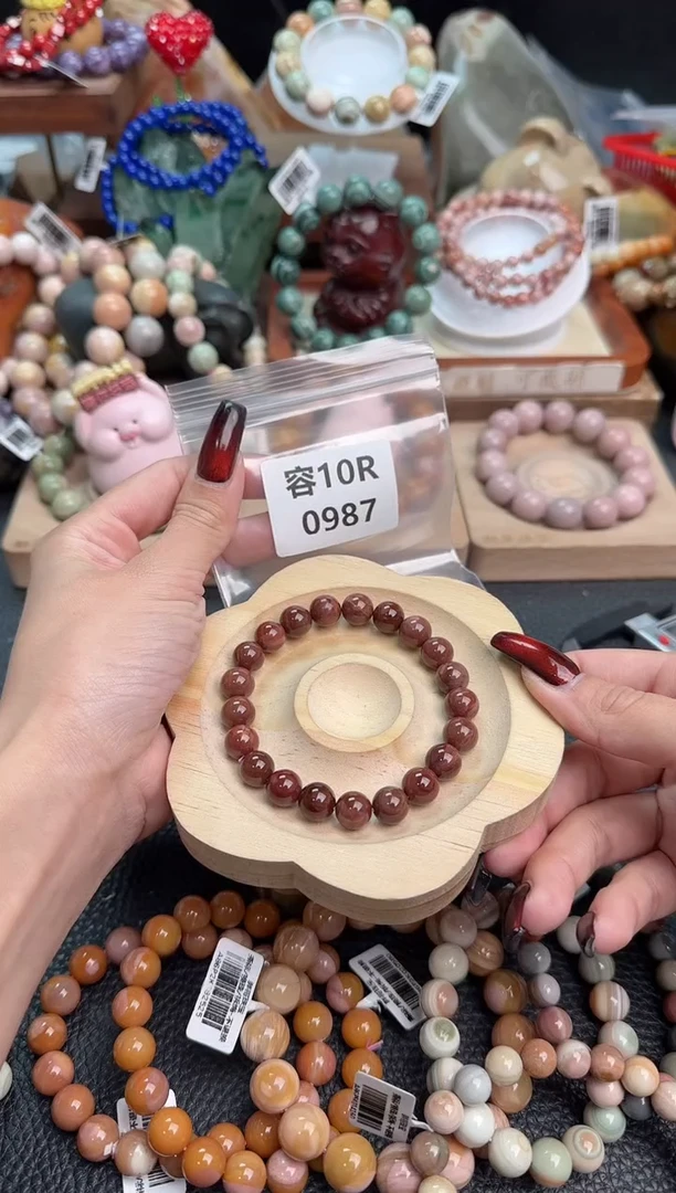 【闪购商品】石英质玉手链未镶嵌10R0987