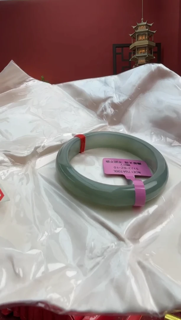未镶嵌手镯翡翠翡翠手镯7