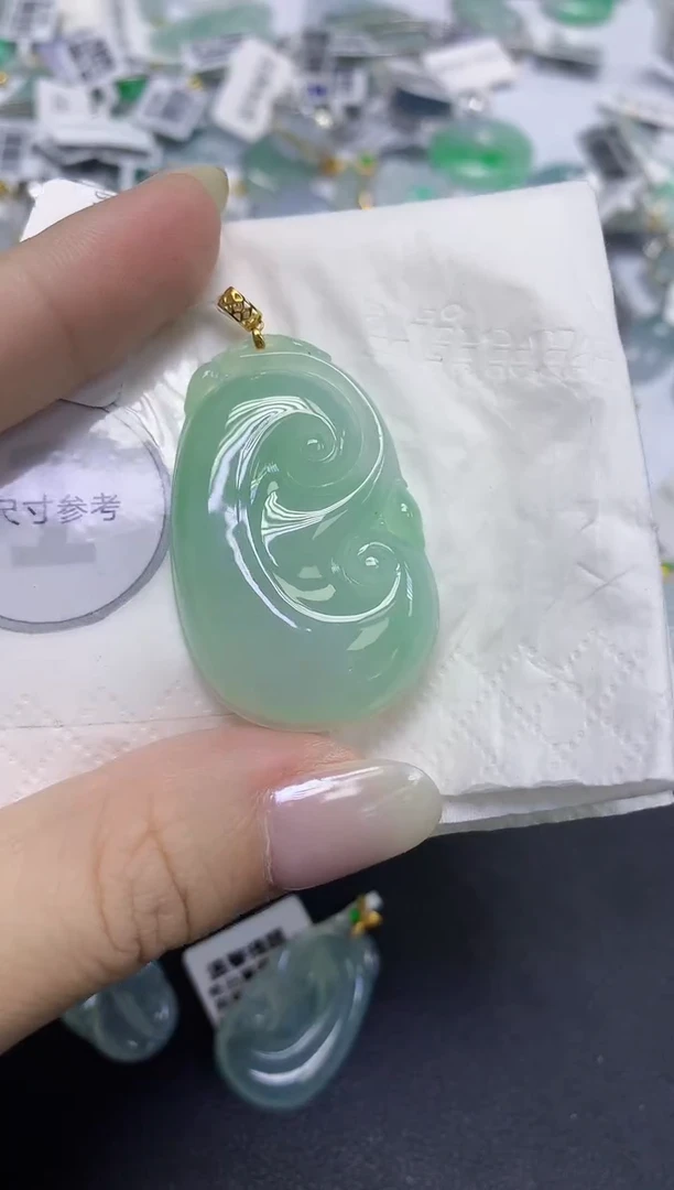 颈饰18K金镶嵌翡翠天然缅甸翡翠A货百元以上9元证书费自理