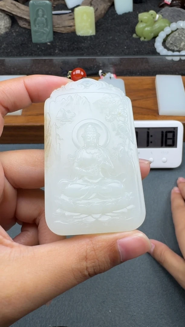 颈饰未镶嵌和田玉1