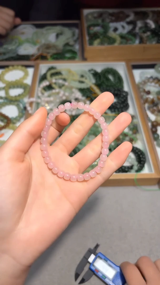 颈饰未镶嵌和田玉冰藕粉单圈