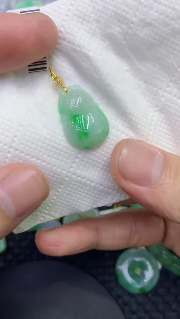颈饰18K金镶嵌翡翠天然缅甸A货翡翠