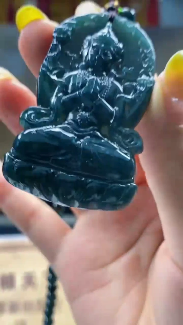 翡翠未镶嵌颈饰********19