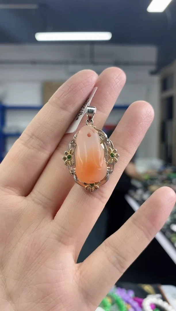 南红玛瑙吊坠未镶嵌多样性发其一颜色微差