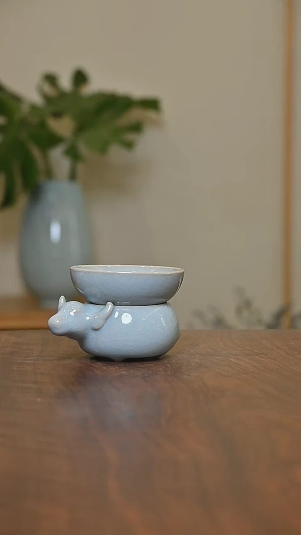 卧牛茶漏 天青 微瑕 朱家汝窑款