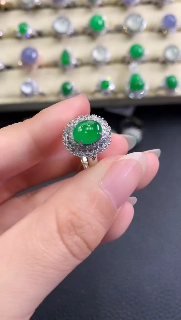 翡翠戒指18K金镶嵌春日珠宝 C63